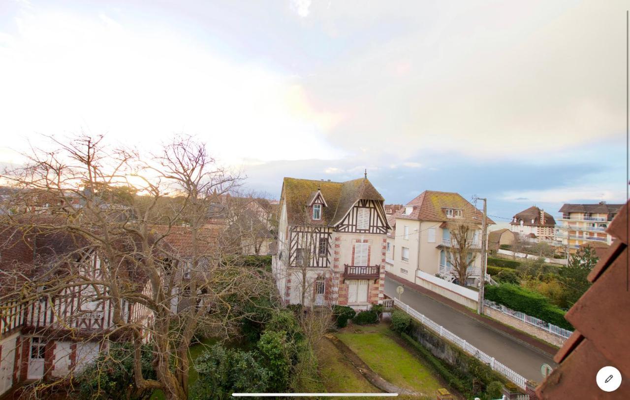 Joli Studio ☆ 100M De La Mer Et Du Centre Ville ☆ Cabourg Exterior foto